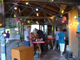 Und auch die Bar ist eröffnet.