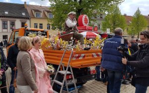 Die Blütenkönigin