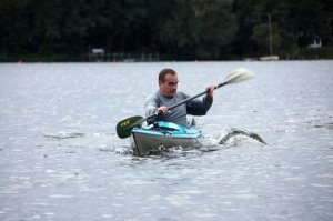 Paddel Peter - In der Bugwelle